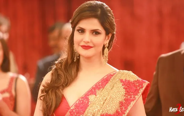 zarine khan in saree hate story 3